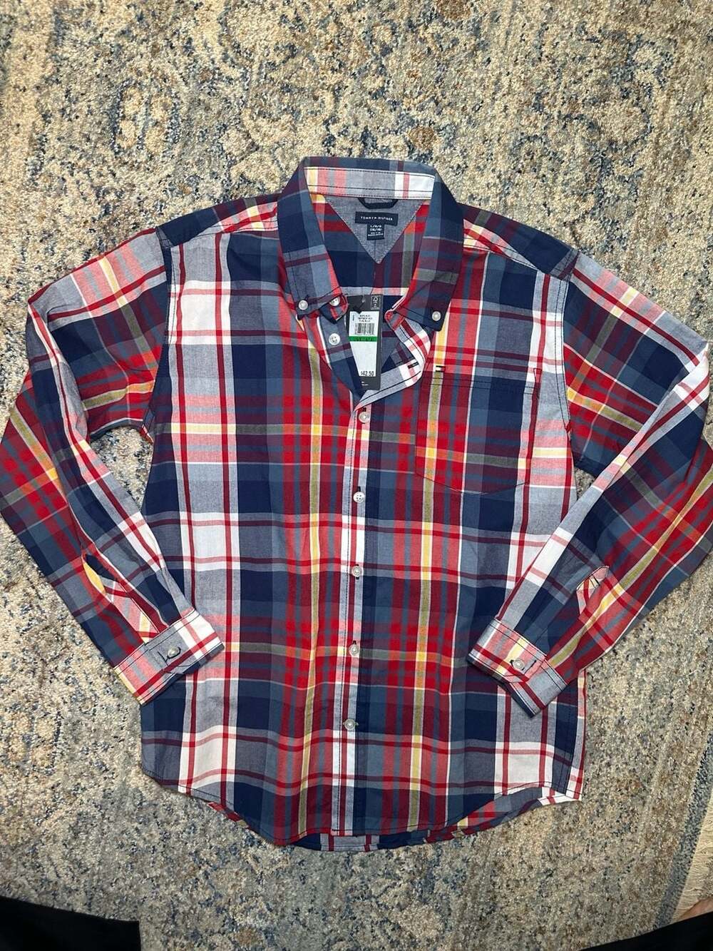 NWT Tommy Hilfiger Plaid Long Sleeve Button-Down Shirt Size BOYS L 16/18
